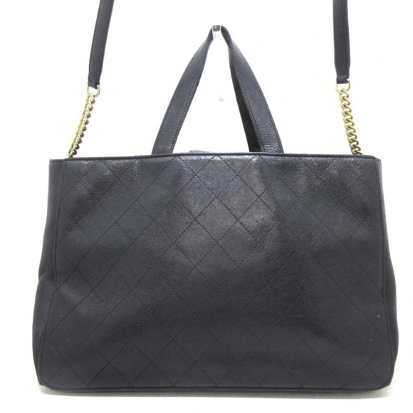 CHANEL Italy Leather Executive Tote Bag - Picture 5 of 16